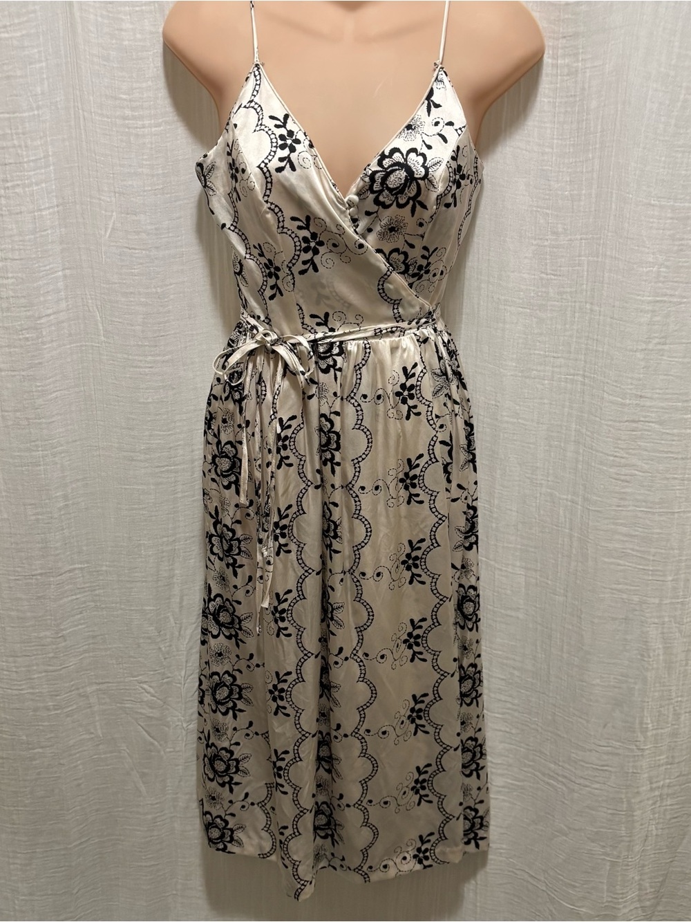 Nieves Lavi New York 100% Silk Sundress, Ivory And Black Floral Size 6
